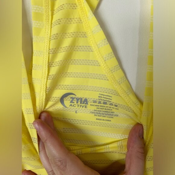 Zyia Nimbus Lemon Yellow Split Back Tank Top - Picture 7 of 10
